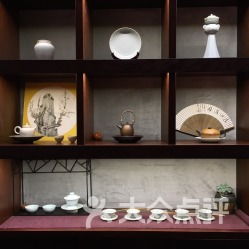 韻海之巔紅谷灘店 一隅茶香中的生活美學(xué)